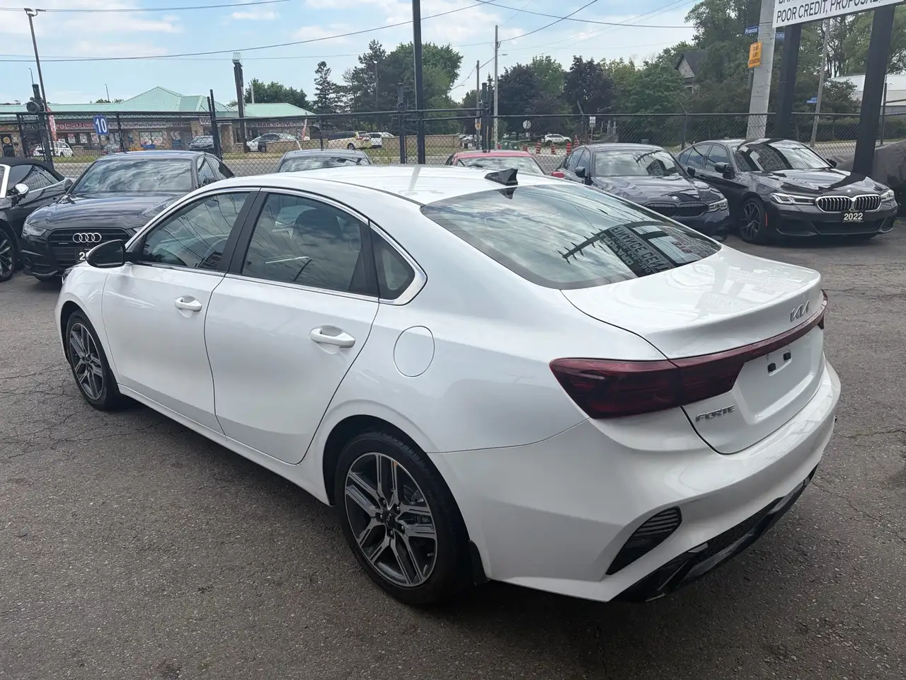 Kia Forte снимка Kia Forte