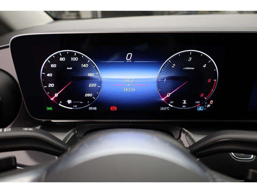 Mercedes-Benz V 220