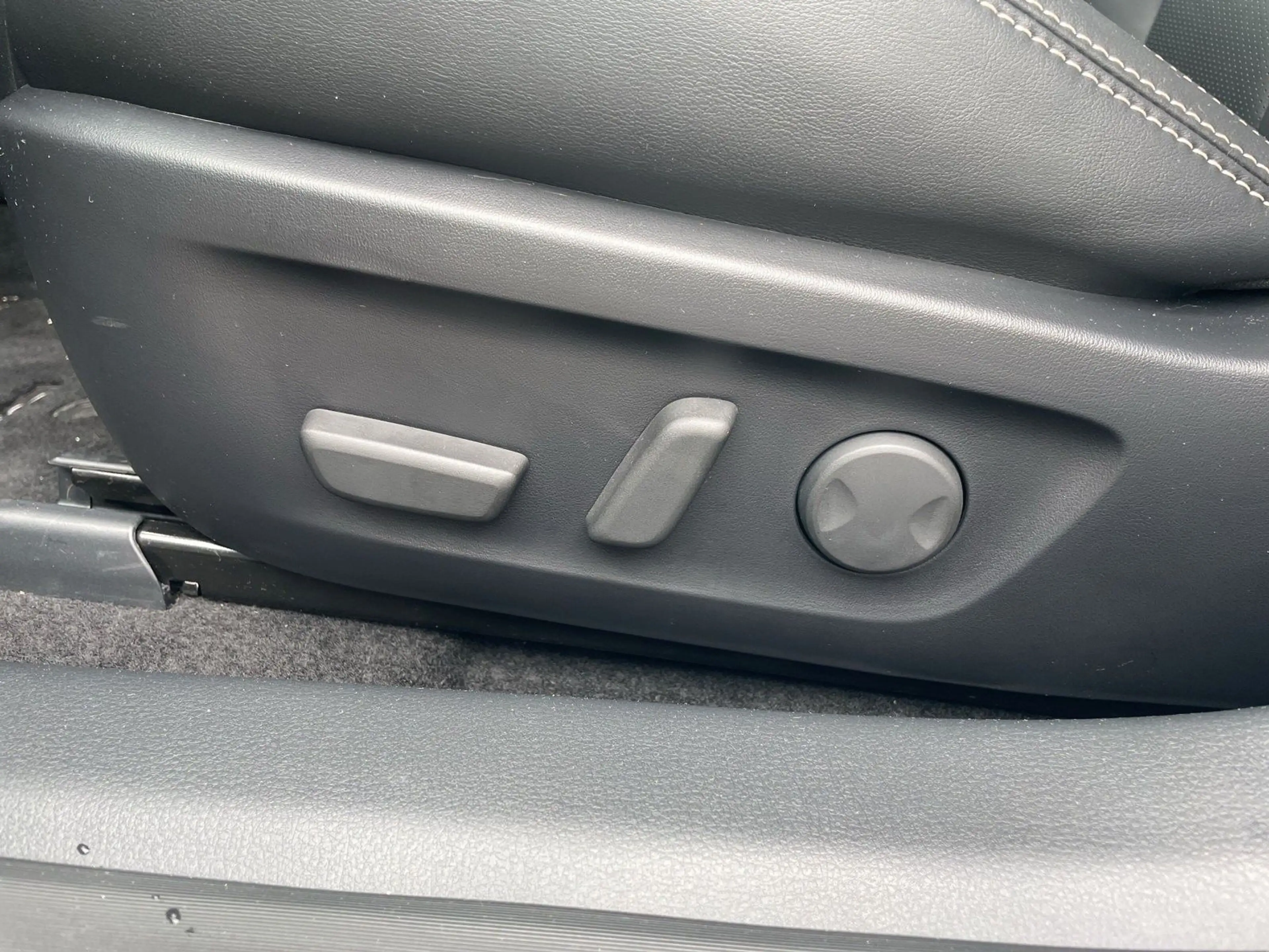 Mazda 6e EV 258 PS Takumi Bose/360°/Pano/Matrix — photo 10