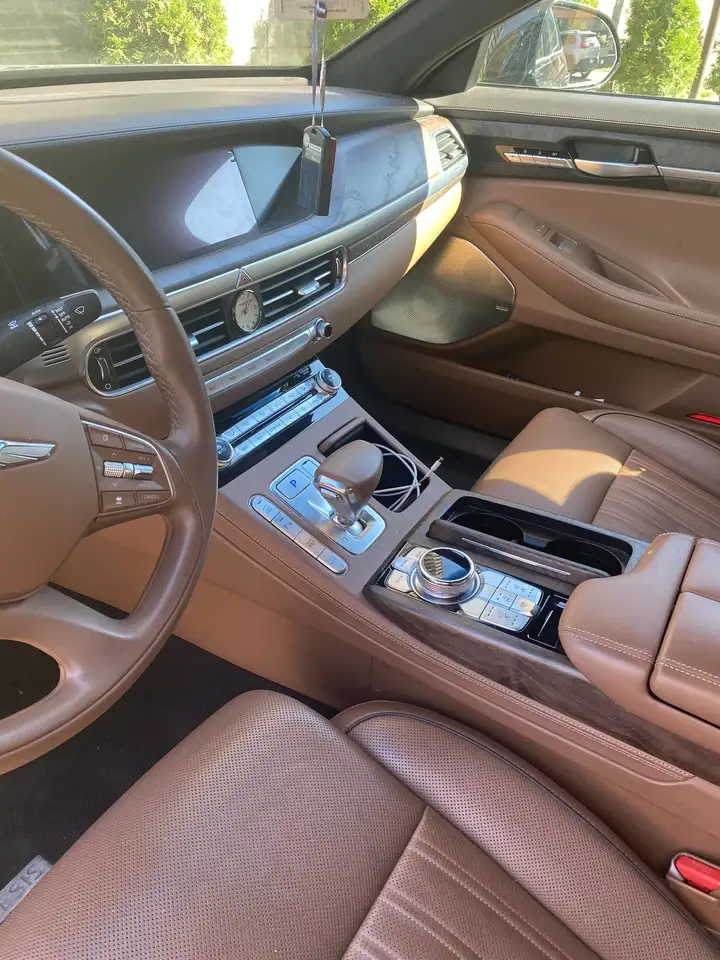 Genesis G90 снимка Genesis G90