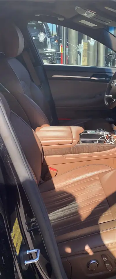 Genesis G90 снимка Genesis G90