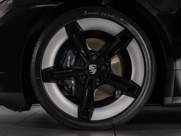 Porsche Taycan view 6