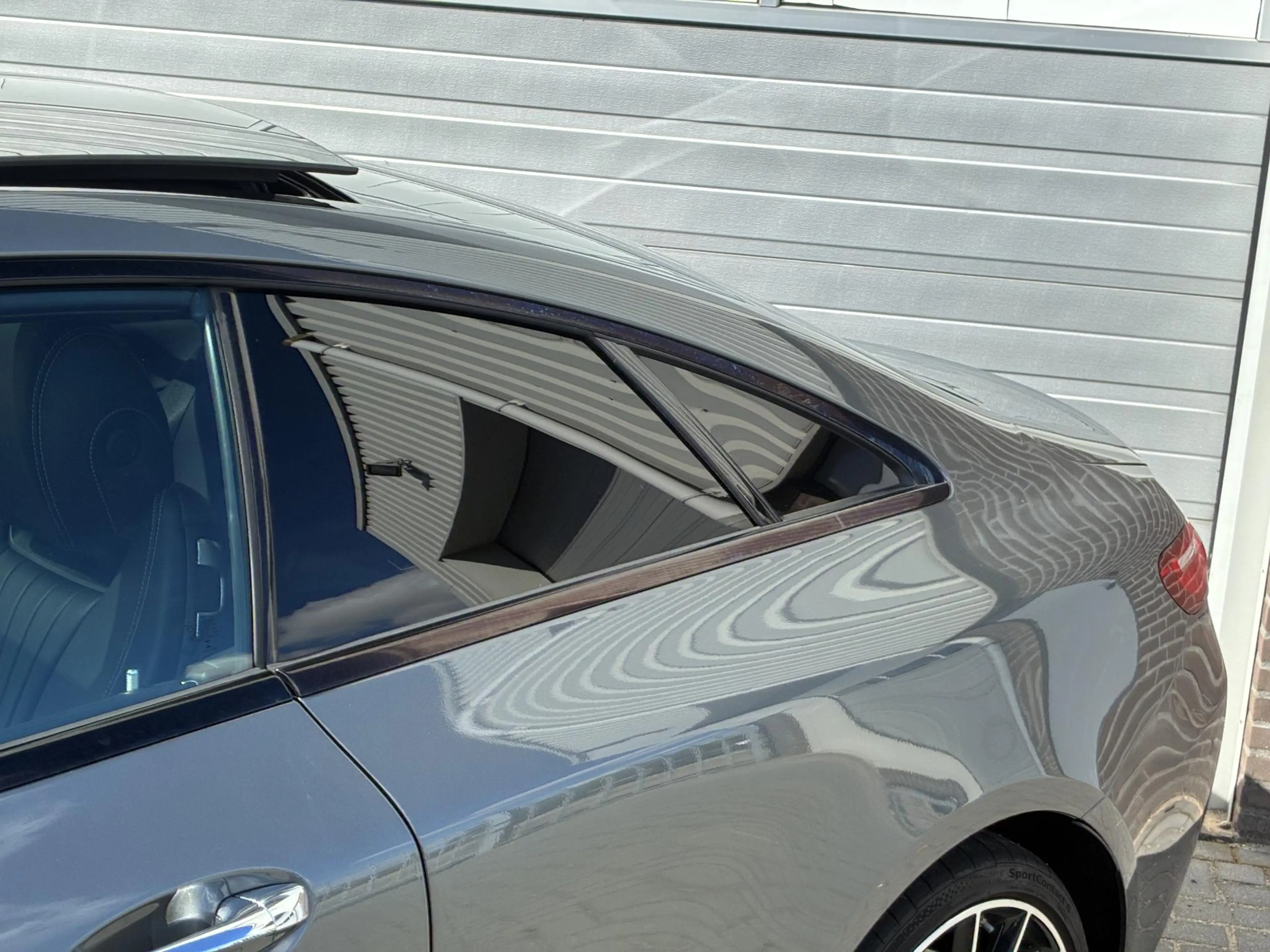 Mercedes-Benz E 450 Coupé 4MATIC AMG Line — photo 10