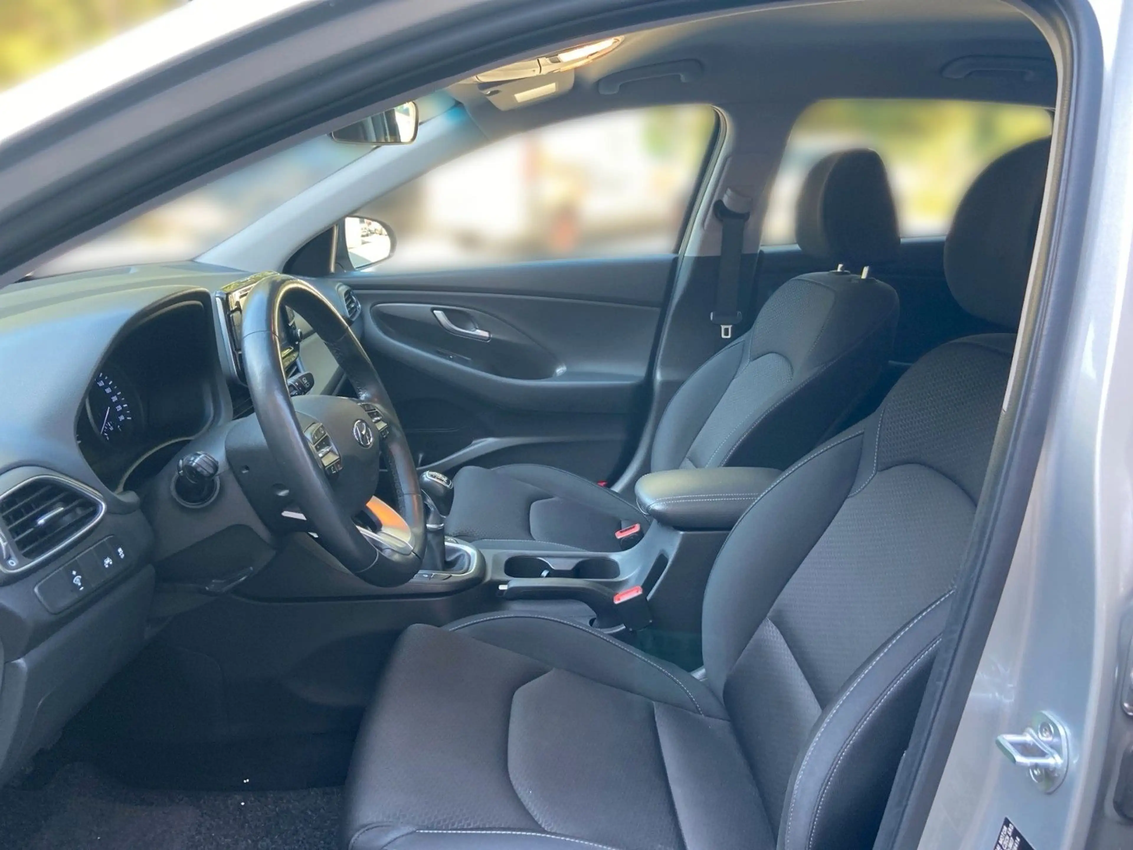 Hyundai i30 1.0 T-GDI Intro — photo 8