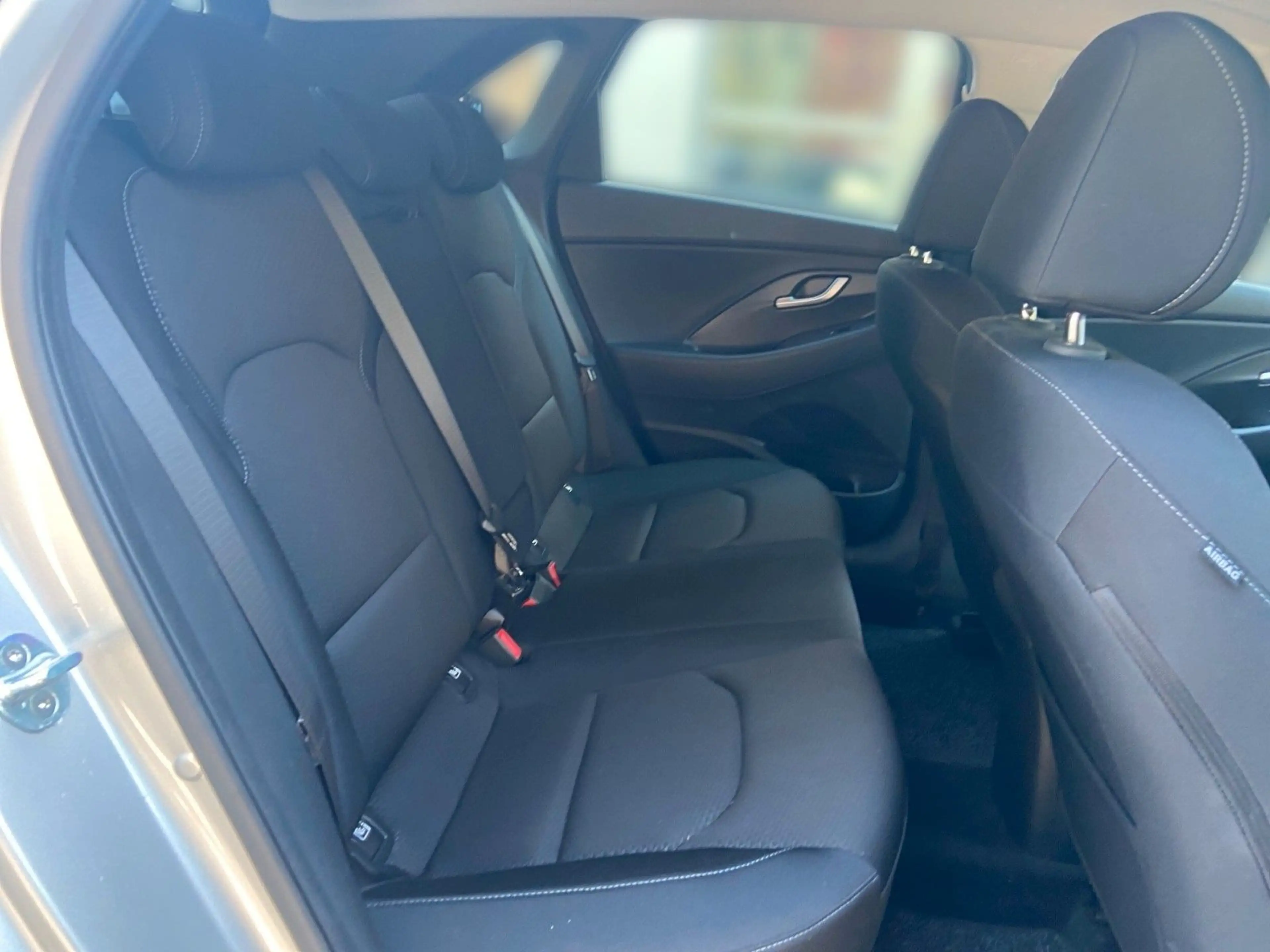 Hyundai i30 1.0 T-GDI Intro — photo 14