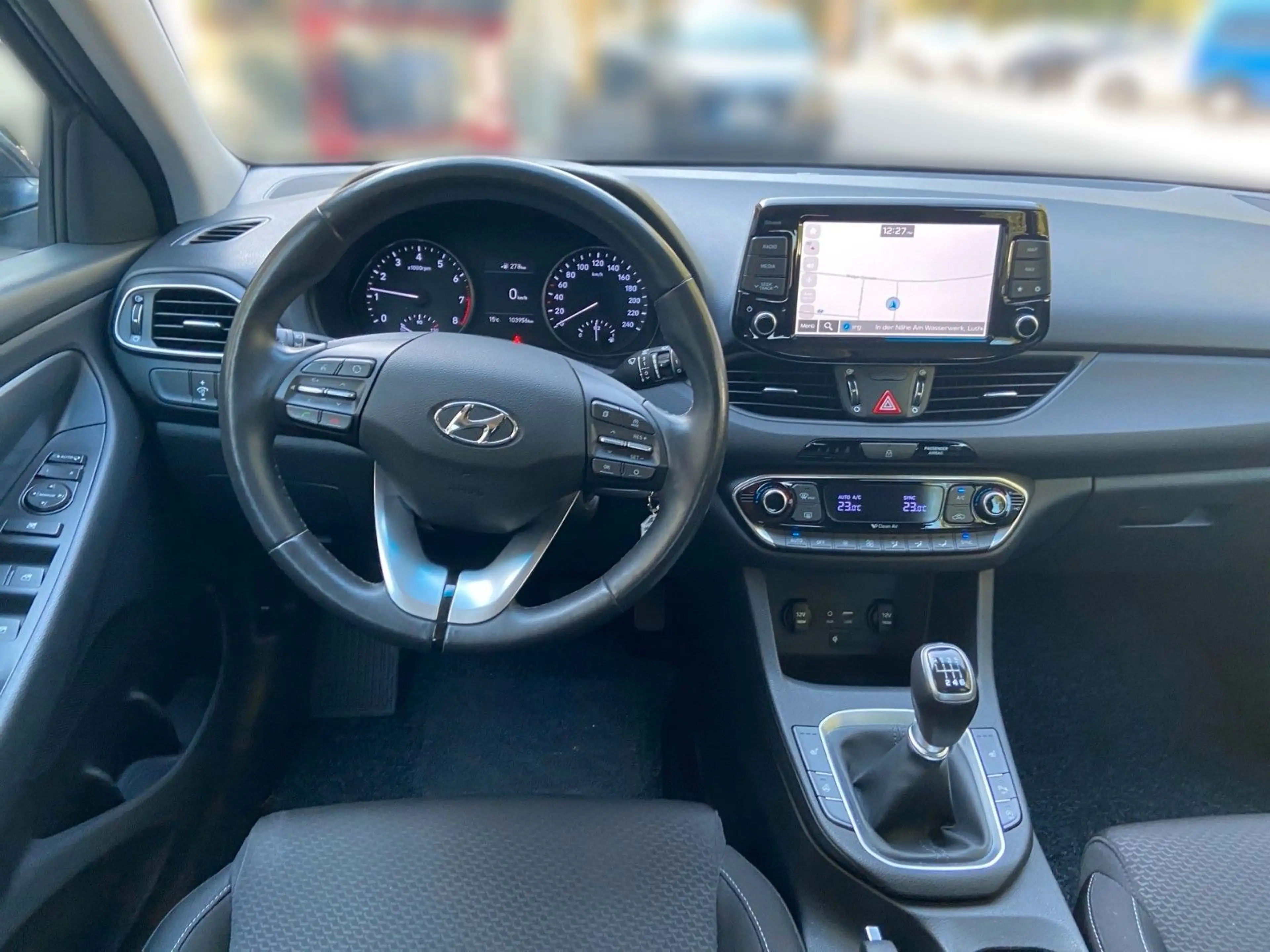 Hyundai i30 1.0 T-GDI Intro — photo 11
