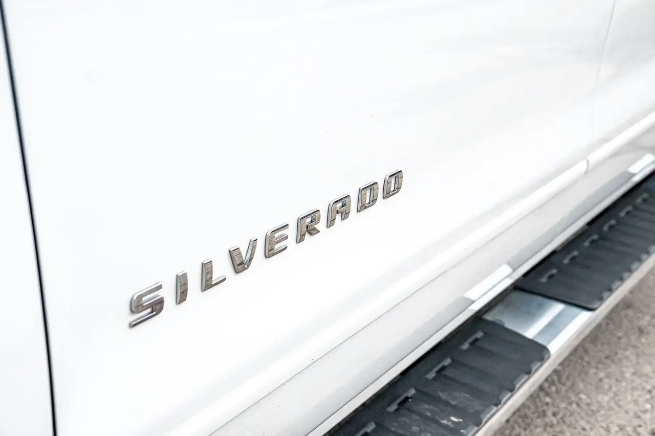 Chevrolet Silverado 1500 снимка Chevrolet Silverado 1500