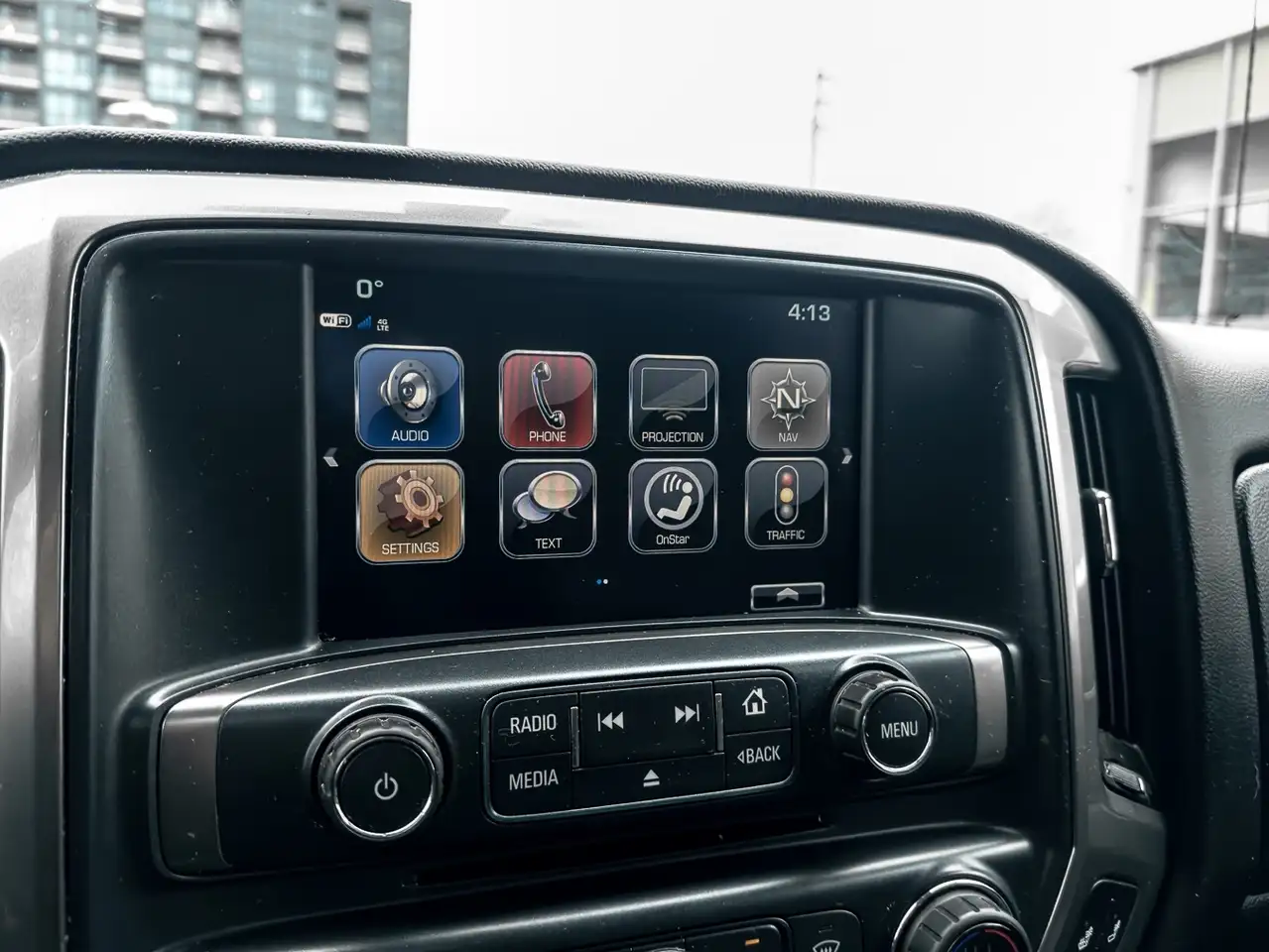 Chevrolet Silverado 1500 снимка Chevrolet Silverado 1500