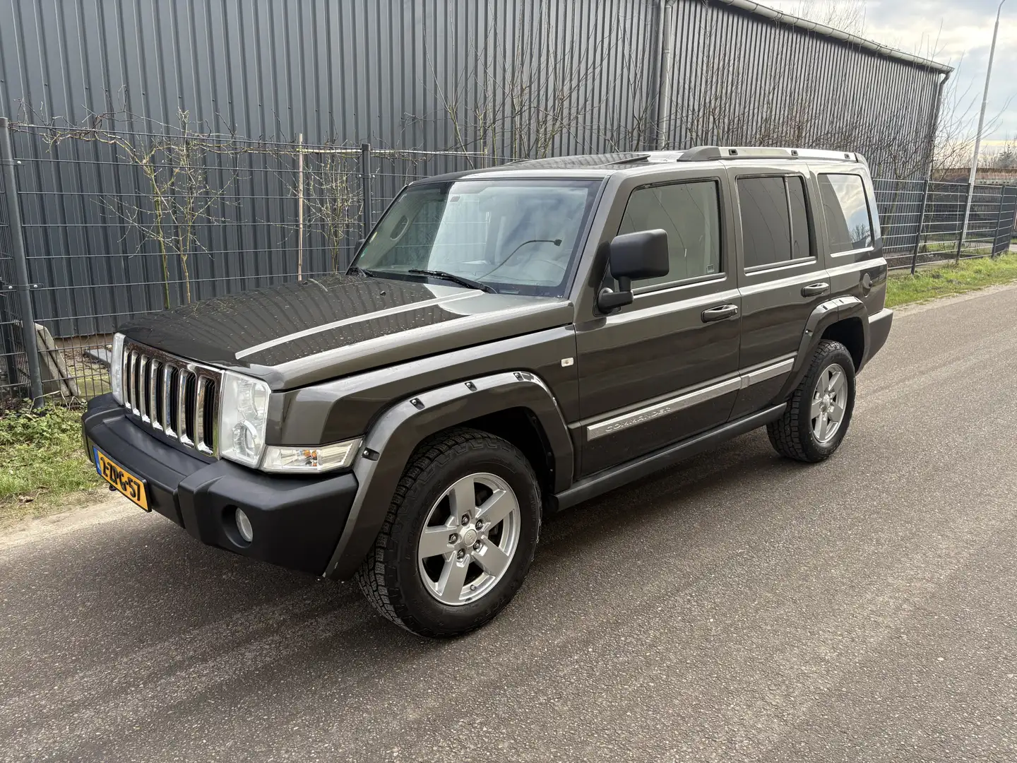 Jeep Commander 3.0 V6 CRD Limited / AUTOMAAT / 7 PERSOONS / LEER Maro - 2