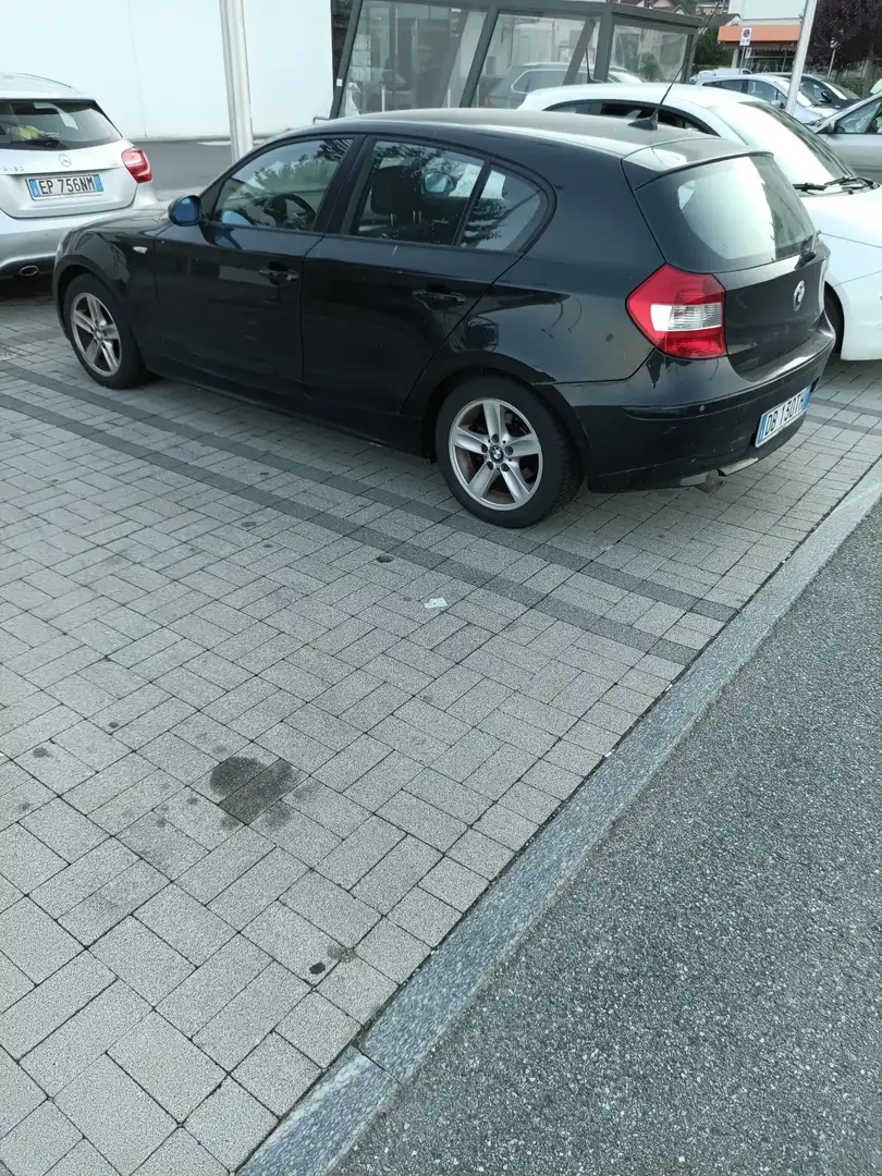 BMW 118 118d Attiva - 2