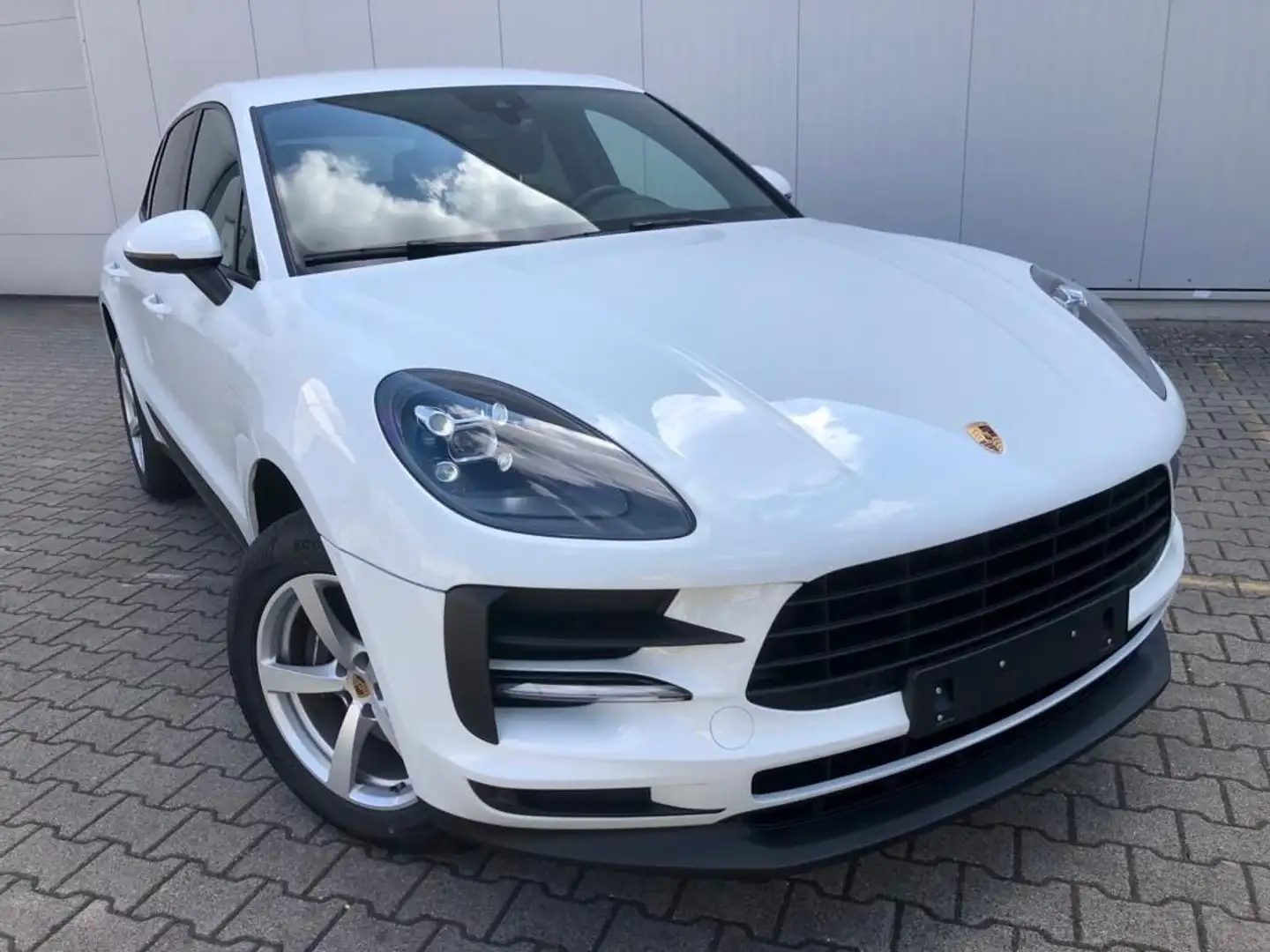 Porsche Macan 2,0 Facelift Chrono Spurhalte LED Weiß - 1