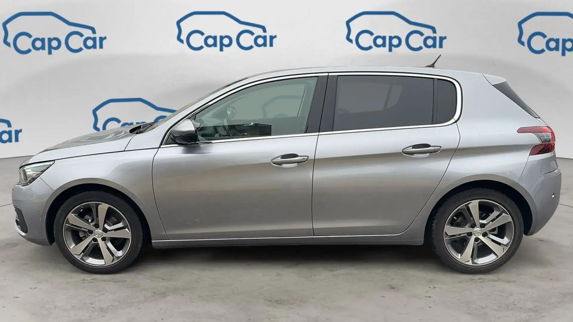 Peugeot 308 II 1.2 PureTech 110 Allure - Entretien constructeur - 2