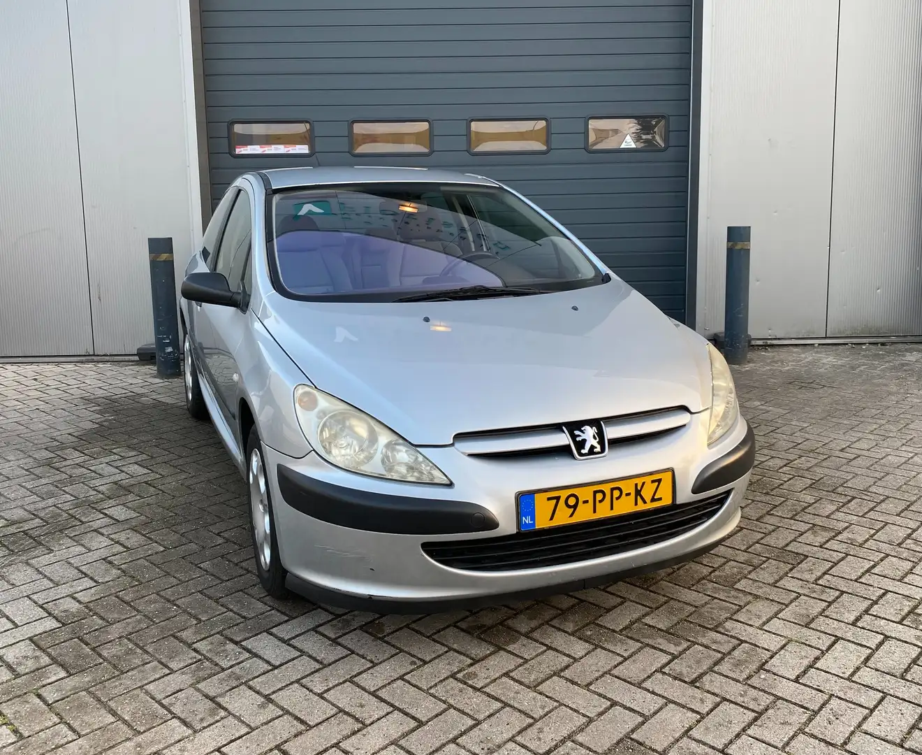 Peugeot 307 1.4-16V XR | EXPORT of HANDEL | Airco | 5Drs Grijs - 1