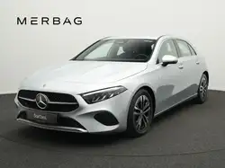Mercedes-Benz Classe A A 180 d Progressive LED+Kamera+MBUX+Apple Navi