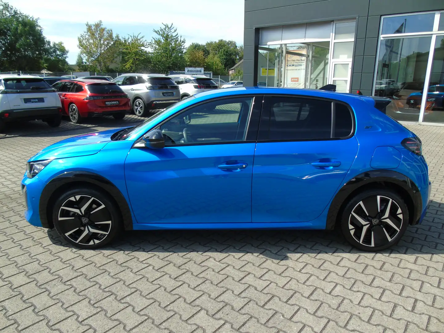 Peugeot 208 Hybrid 100 GT, Drive-Assist-Paket Plus, 360° Kame Bleu - 2
