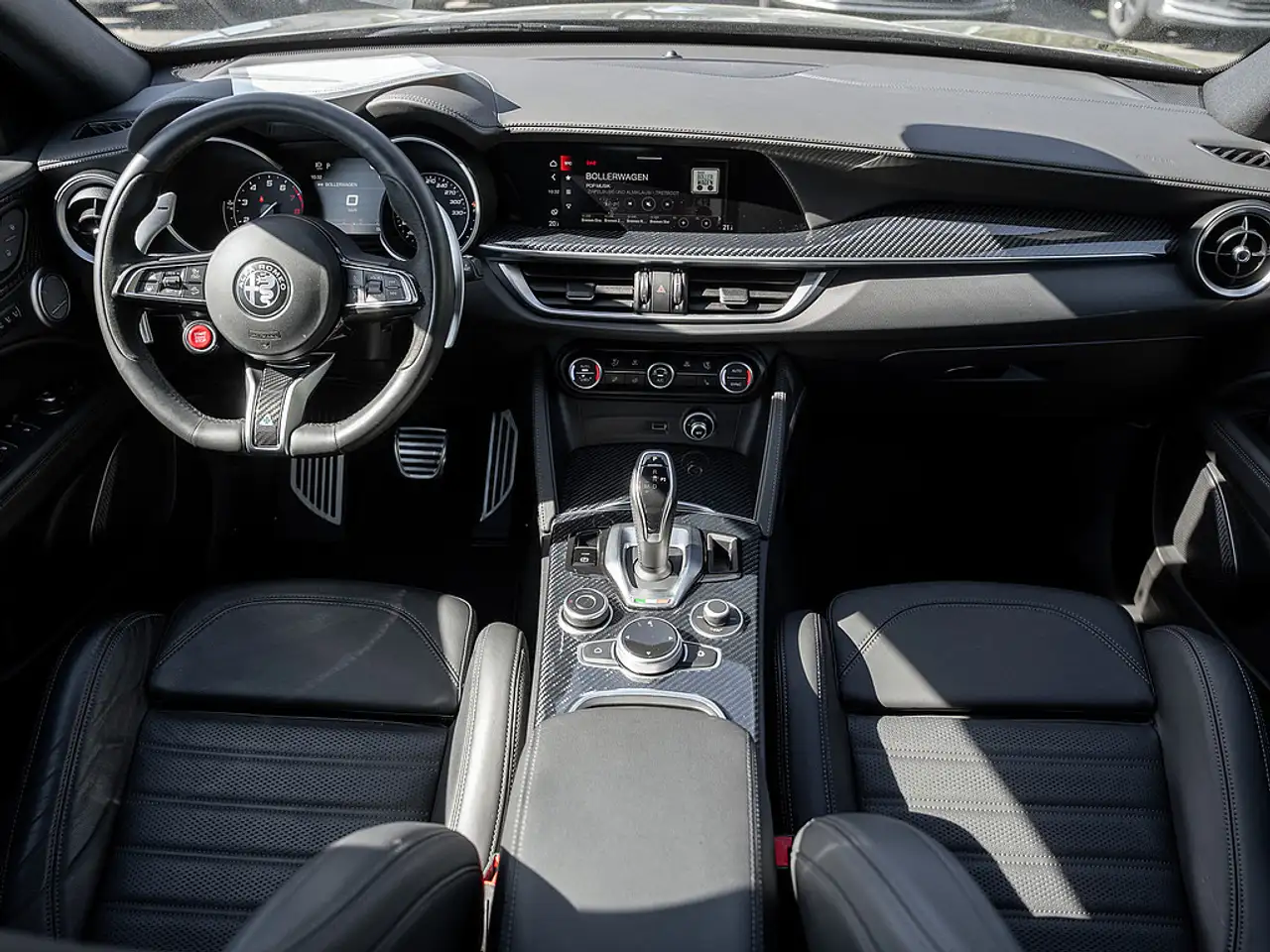 Alfa Romeo Stelvio 2023 — фото 6