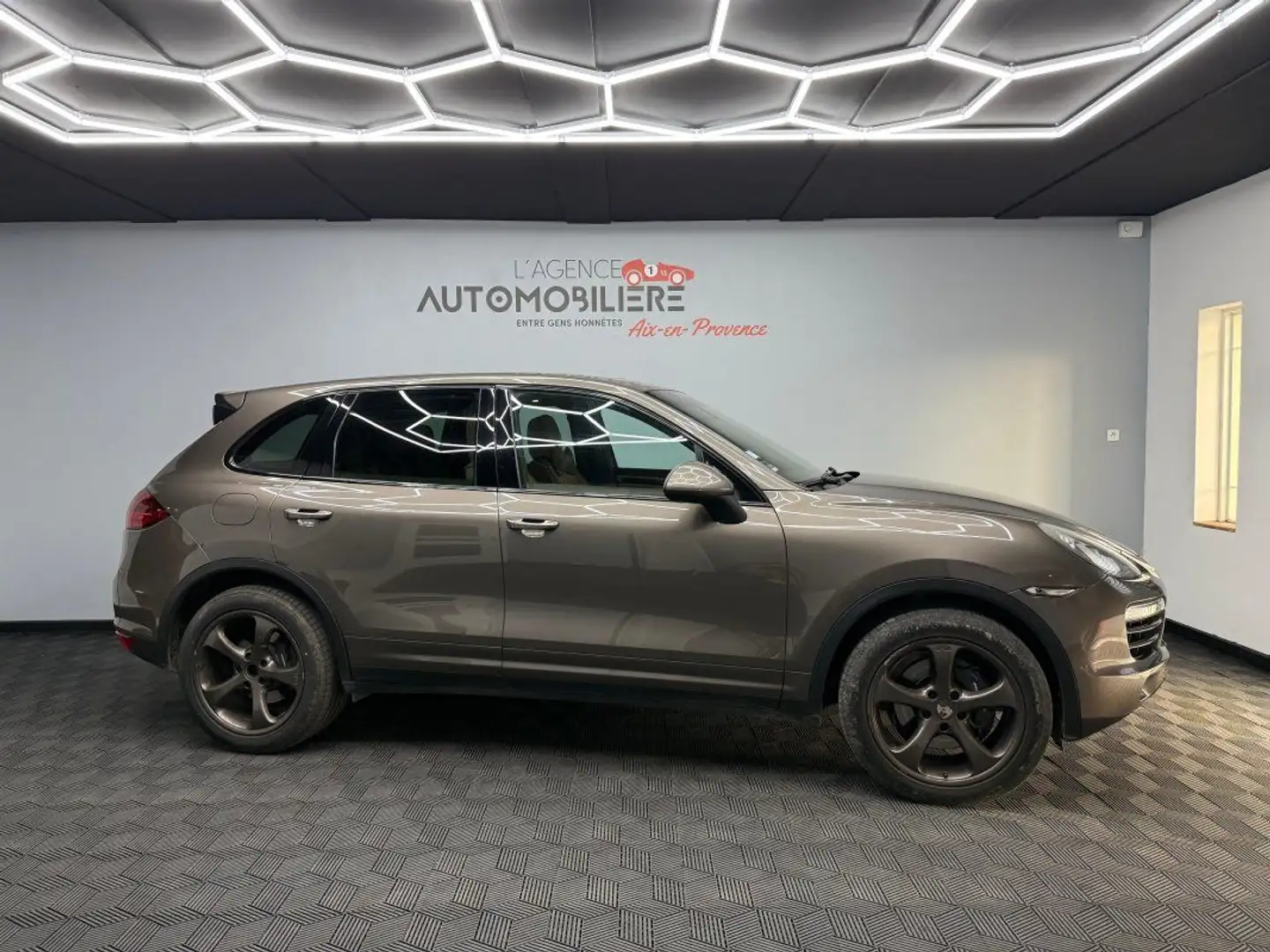 Porsche Cayenne 3.0 TDI V6 245cv Tiptronic-S BVA Grau - 2