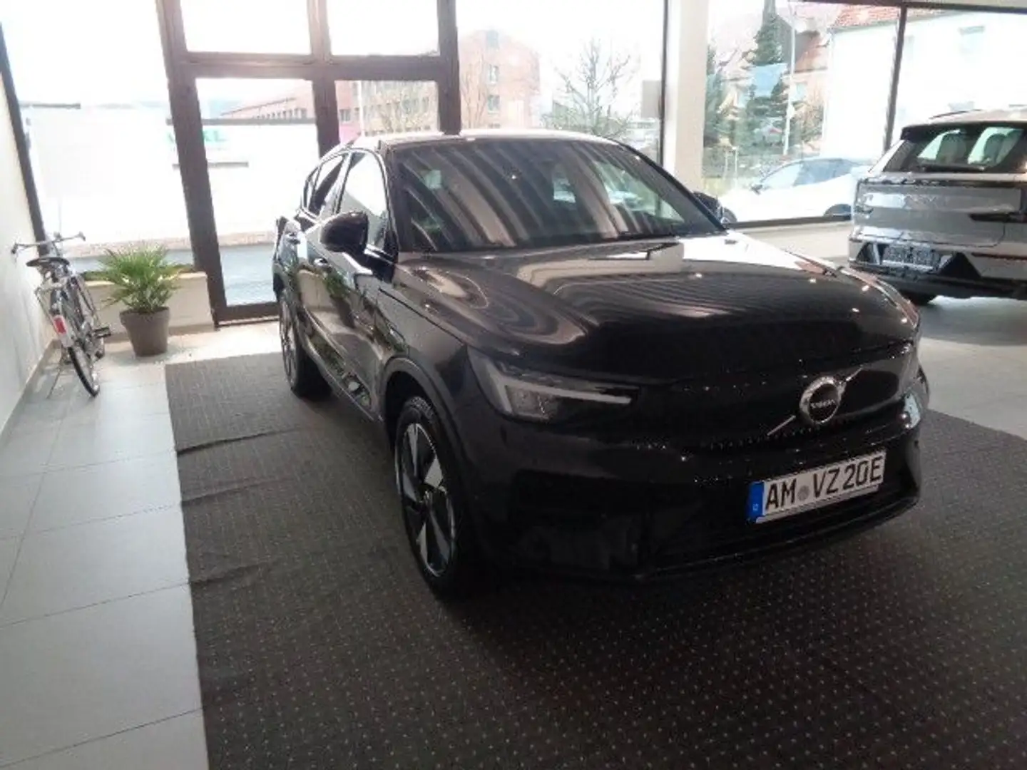 Volvo C40 Plus Recharge Pure Electric Schwarz - 2