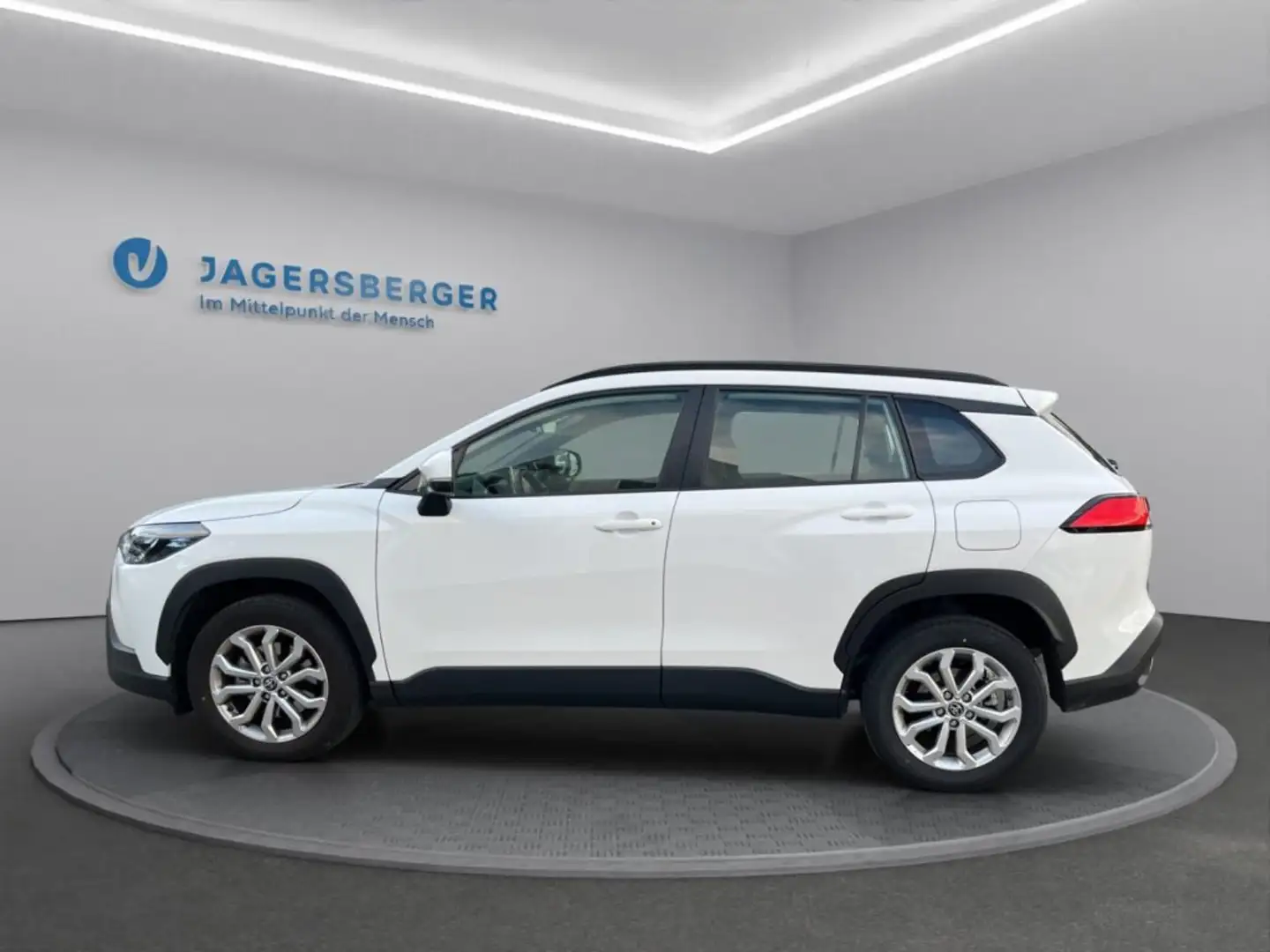 Toyota Corolla Cross 1,8 Hybrid Active 2WD Blanc - 2