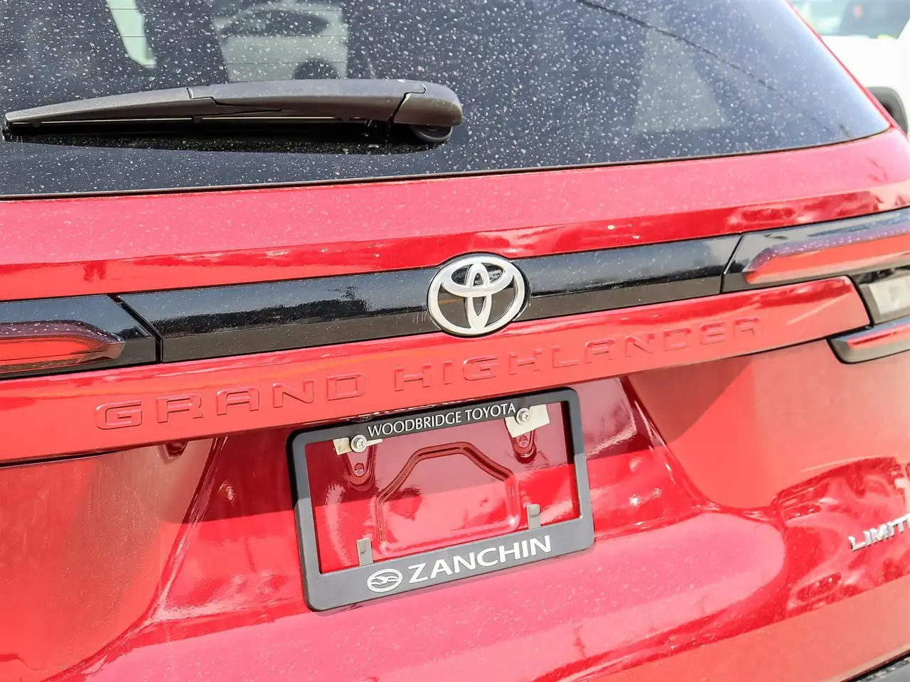 Toyota Grand Highlander снимка Toyota Grand Highlander