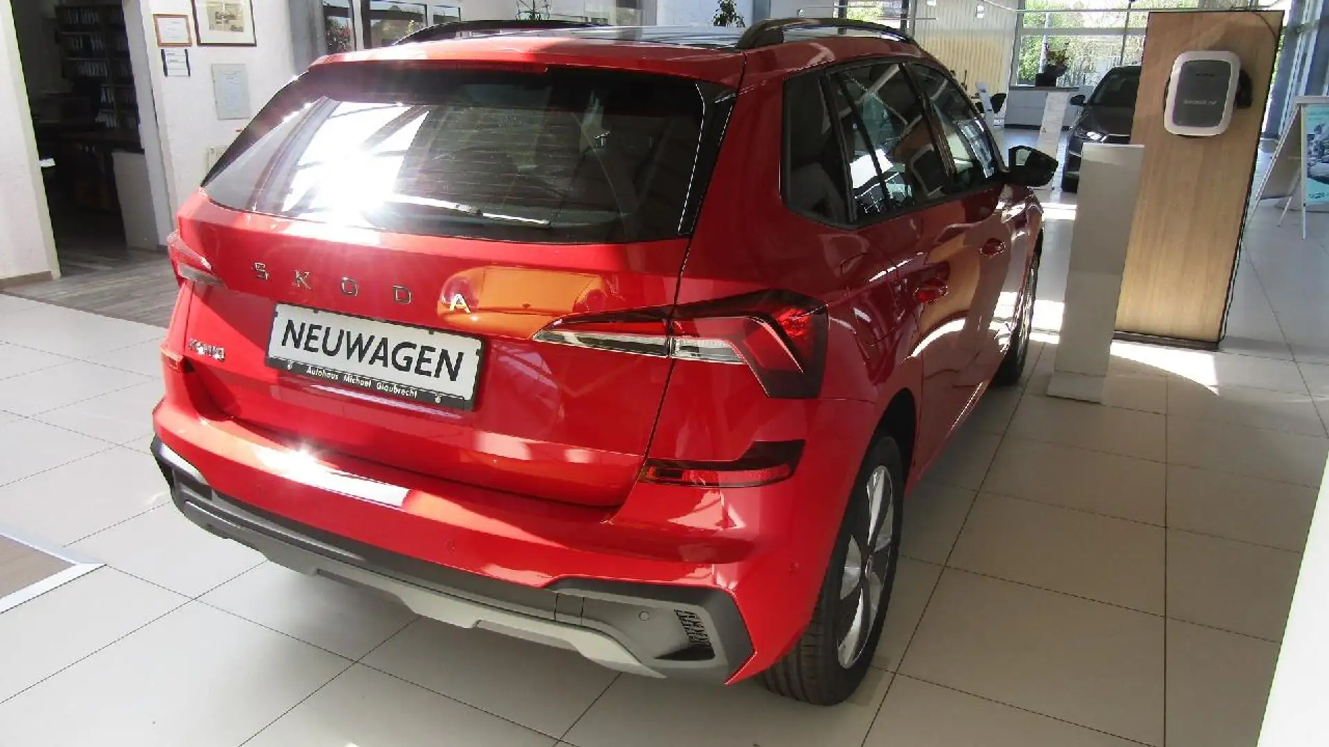 Skoda Kamiq Selection Rot - 2