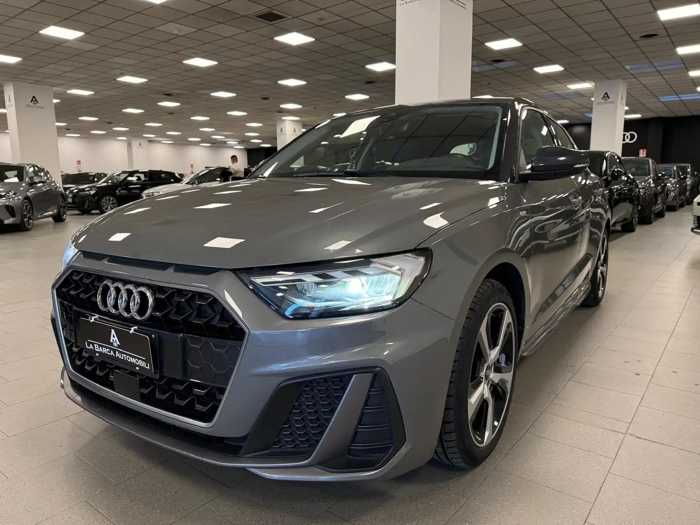 Audi A1 Sportback 25 1.0 Tfsi S Line Edition Grigio - 2