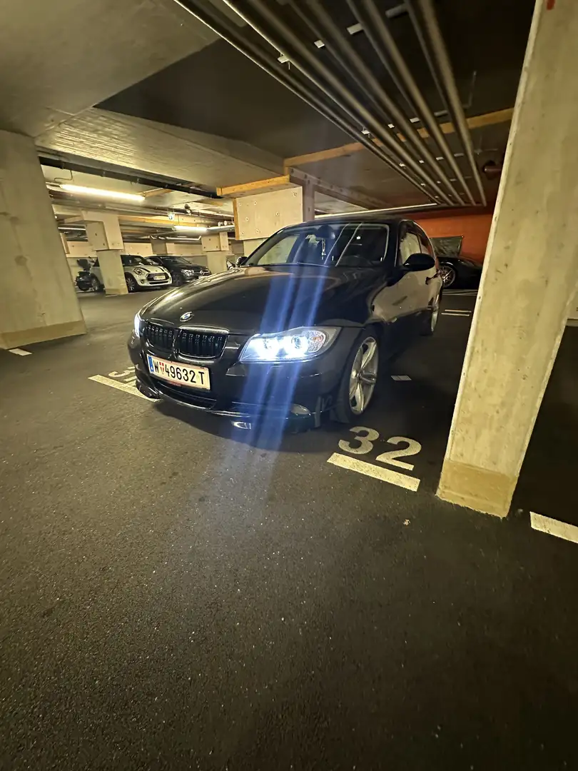 BMW 330 330d Österreich-Paket - 1