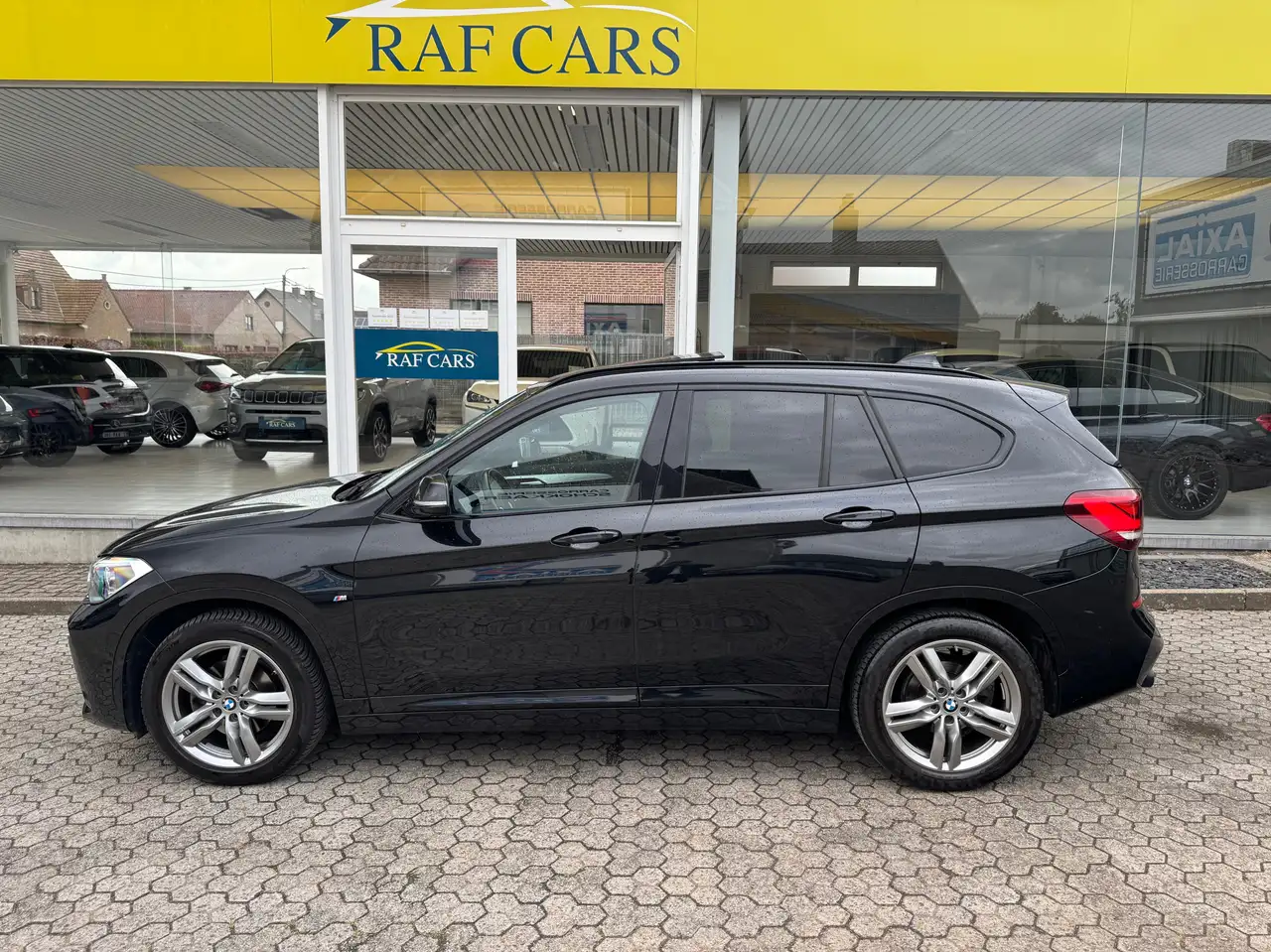 BMW X1 1.5i sDrive18 M Sport PANORAMA GARANTIE CARPASS, миниатюра 10