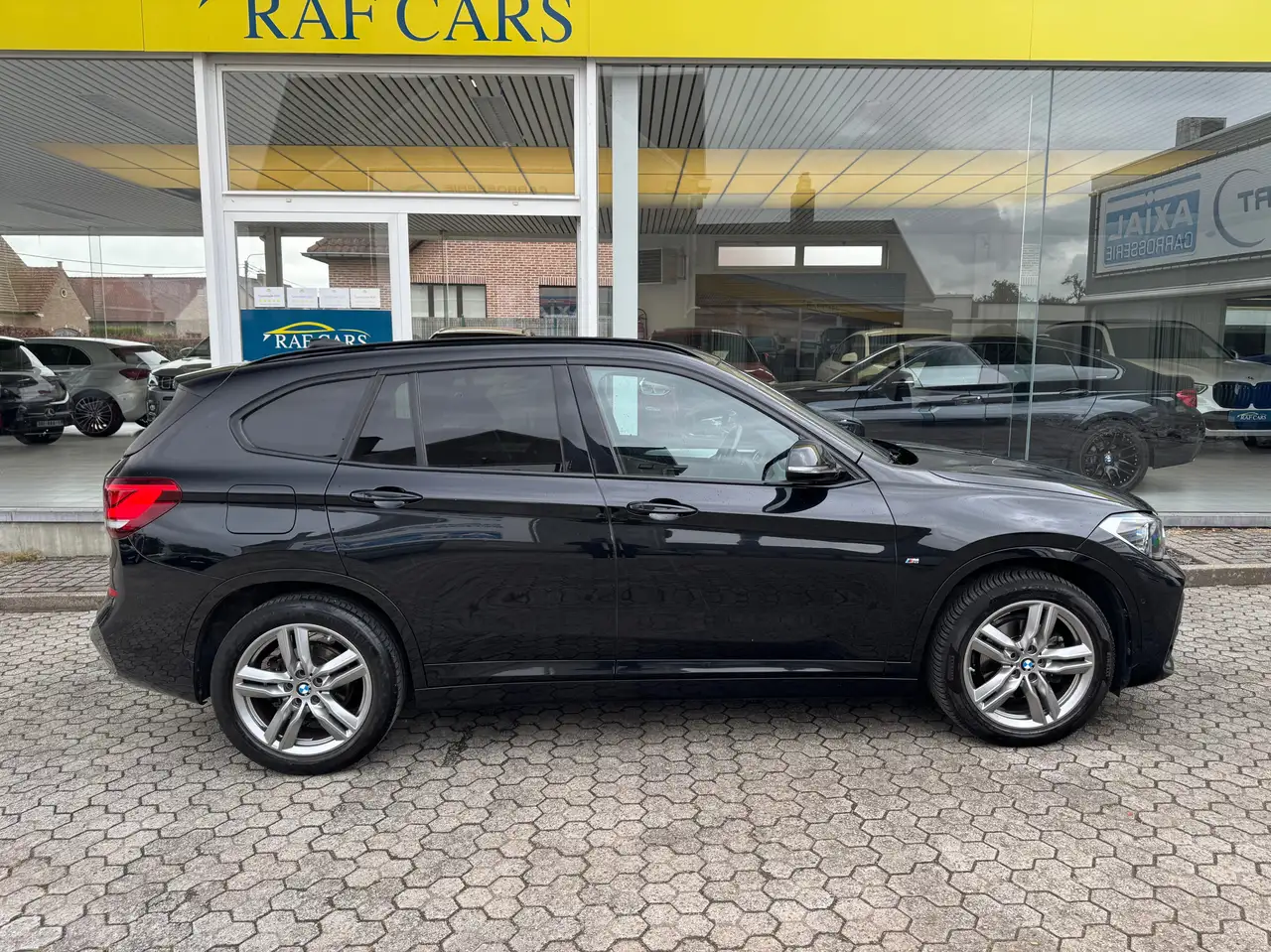 BMW X1 1.5i sDrive18 M Sport PANORAMA GARANTIE CARPASS, миниатюра 9