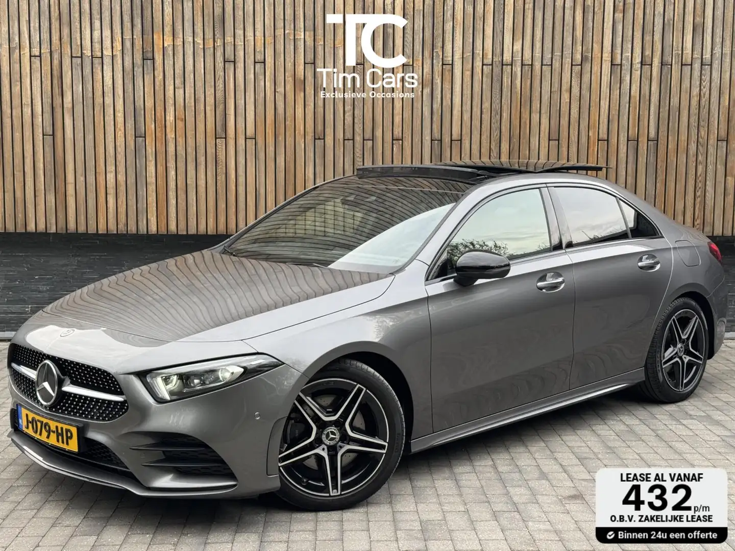 Mercedes-Benz A 220 AMG 190pk Automaat | Panoramadak | LED Matrix verl Grau - 1