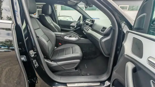 Mercedes-Benz Gle view 11