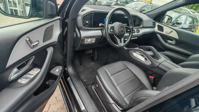 Mercedes-Benz Gle view 13