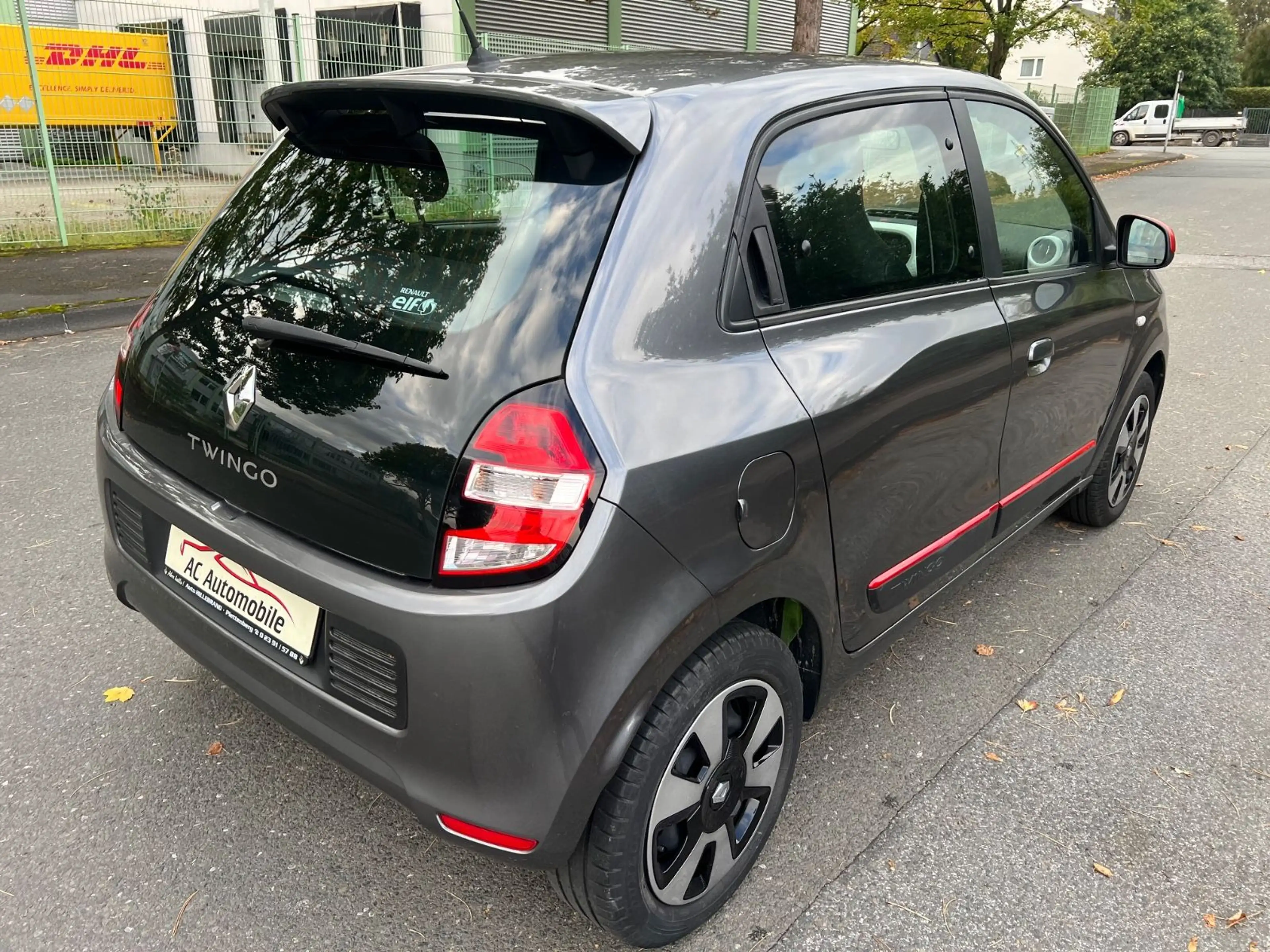 Renault Twingo Experience*Sitzheizung*Klima*LED* — photo 6