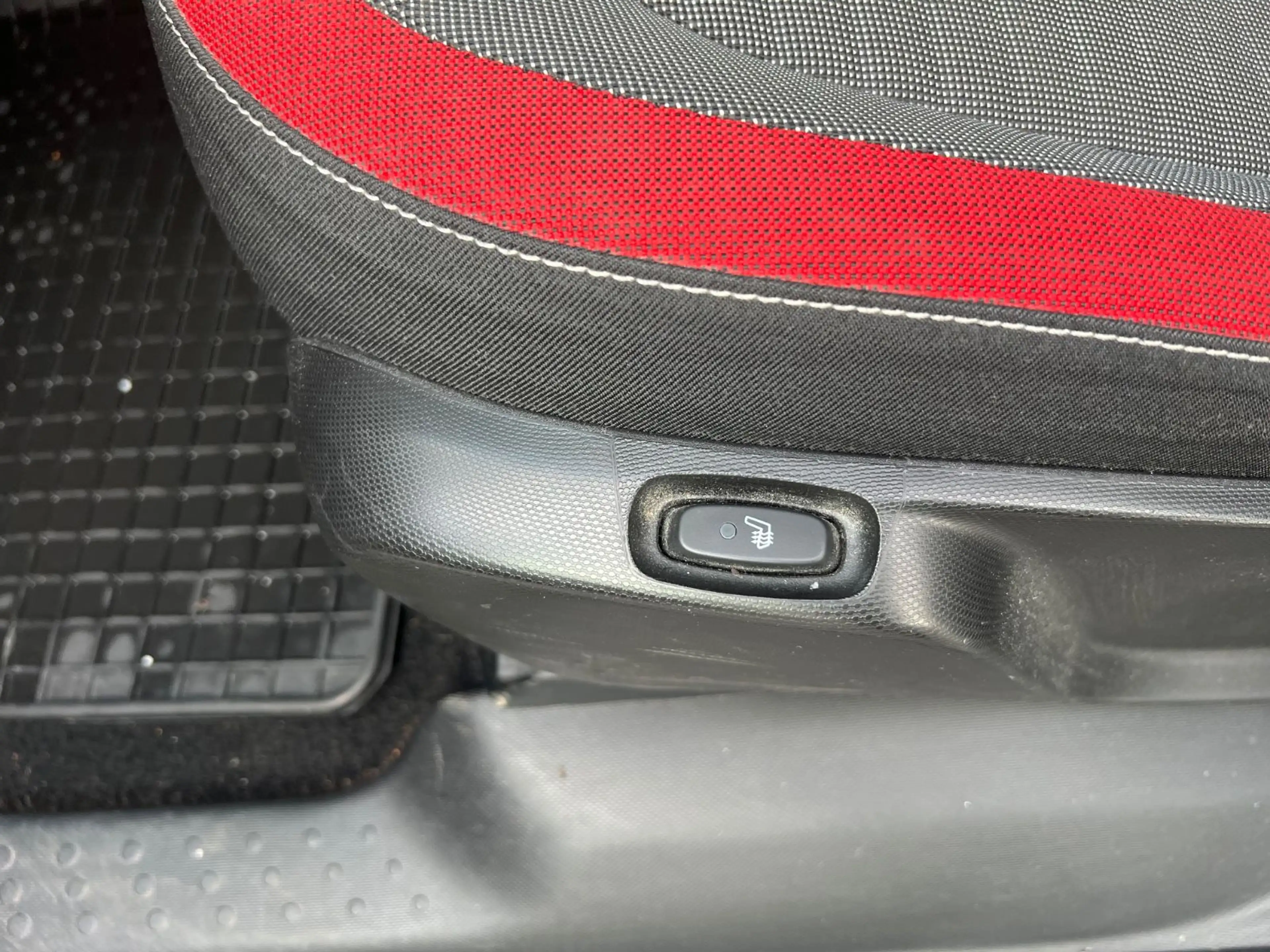 Renault Twingo Experience*Sitzheizung*Klima*LED* — photo 13