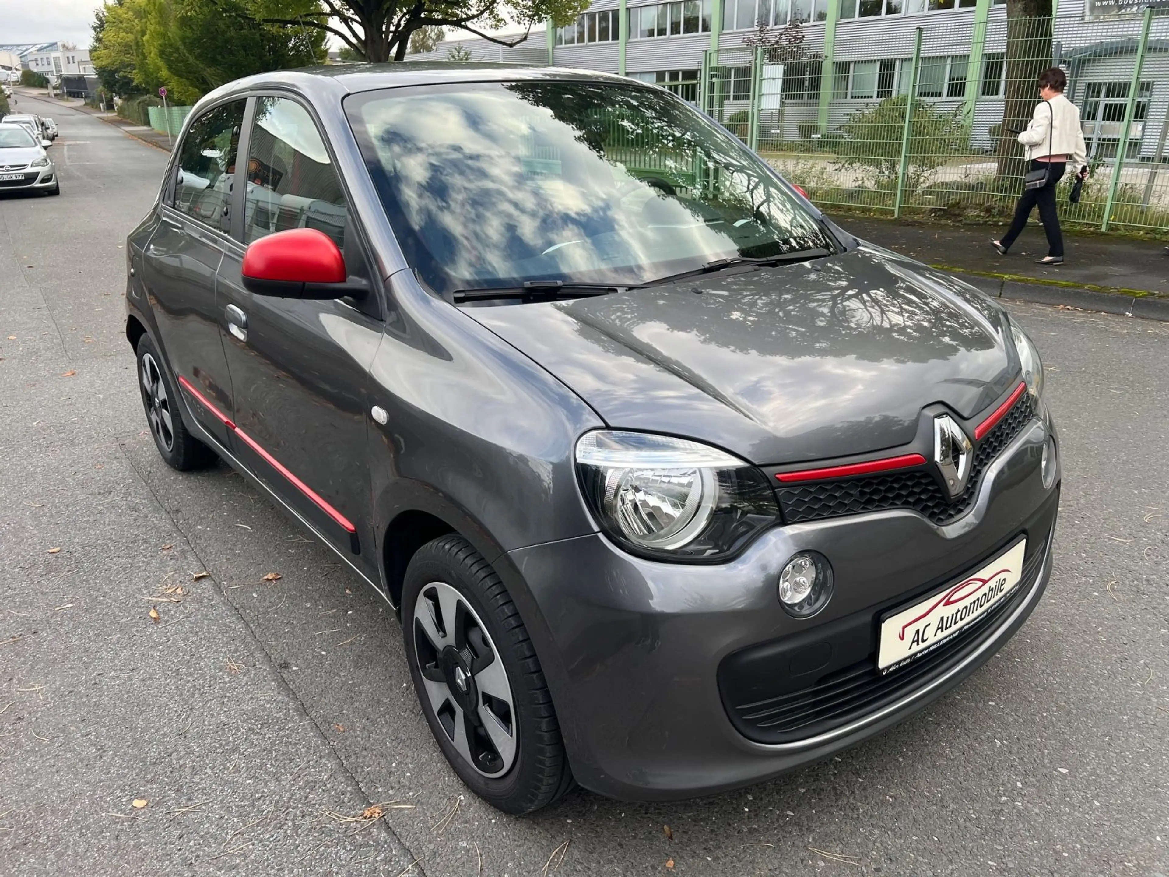 Renault Twingo Experience*Sitzheizung*Klima*LED* — photo 2