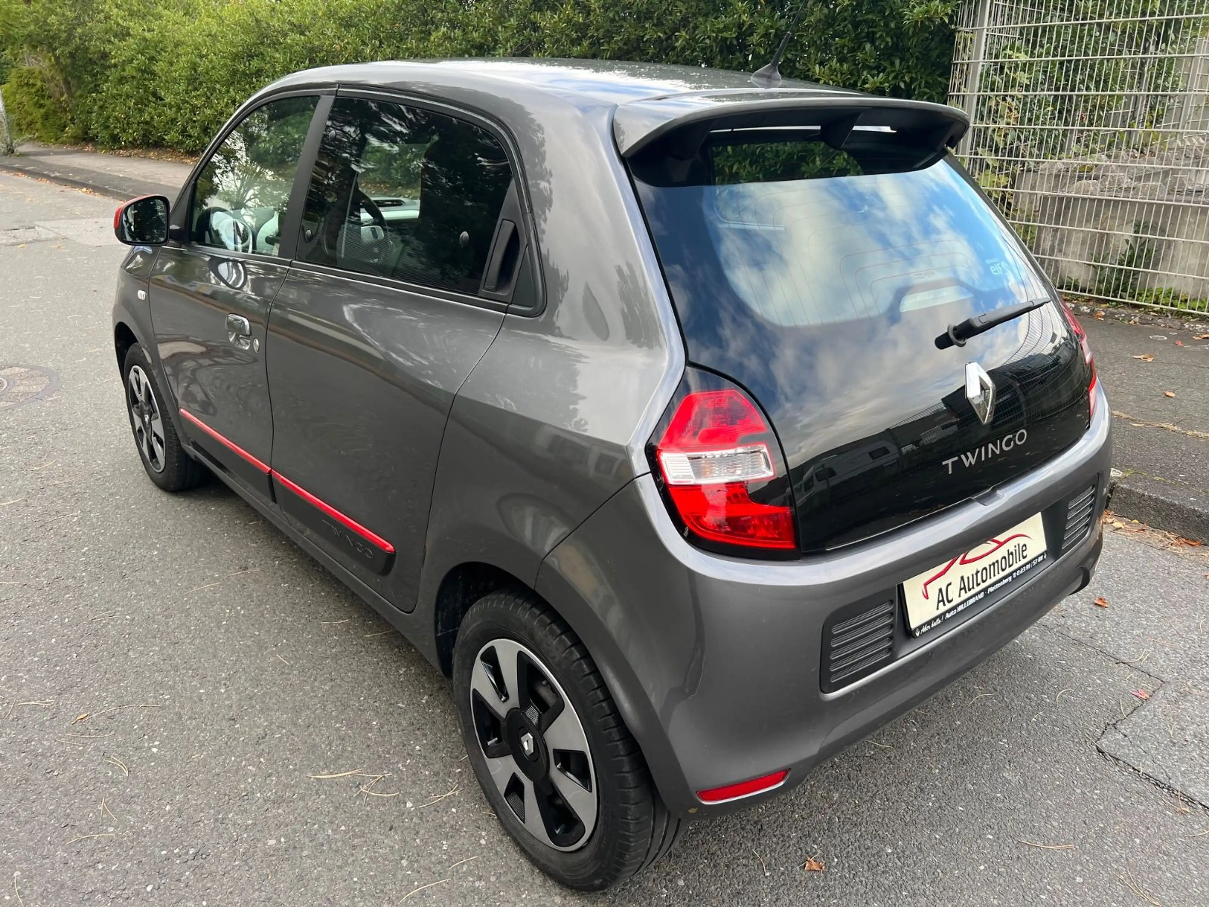 Renault Twingo Experience*Sitzheizung*Klima*LED* — photo 5