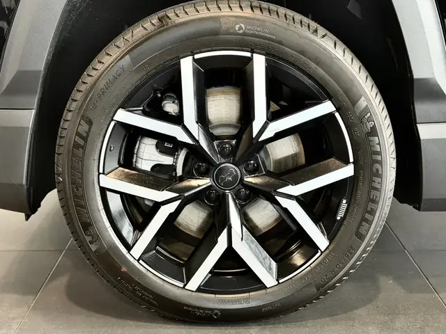 Jeep Compass view 4