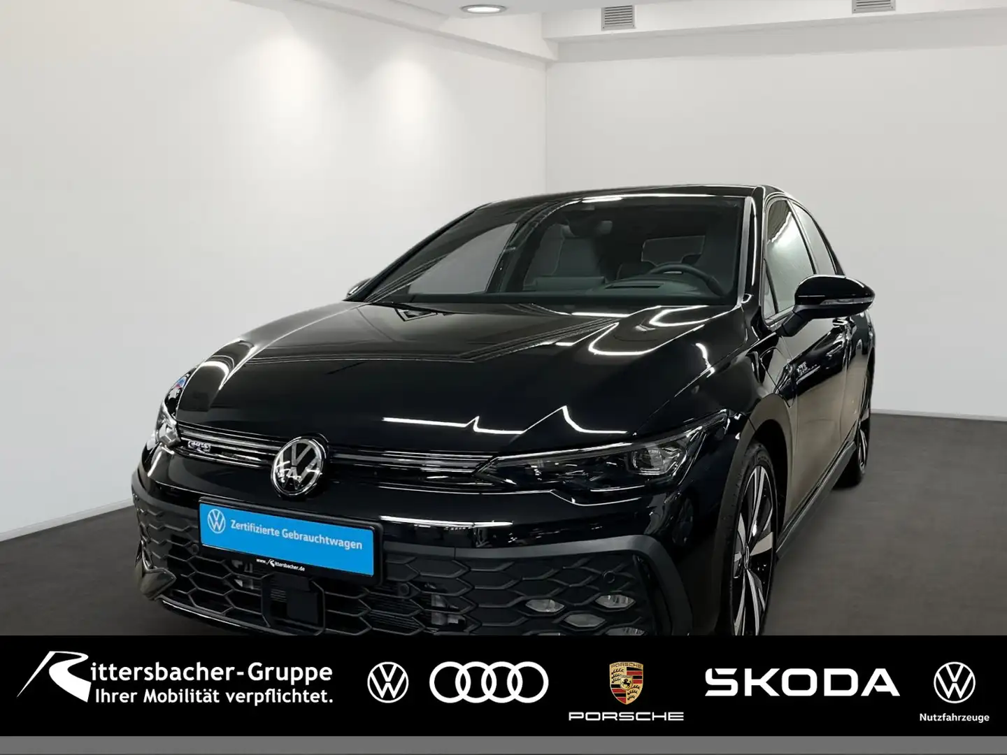 Volkswagen Golf VIII 1.5 GTE DSG AHK DWA Leder Navi Schwarz - 1