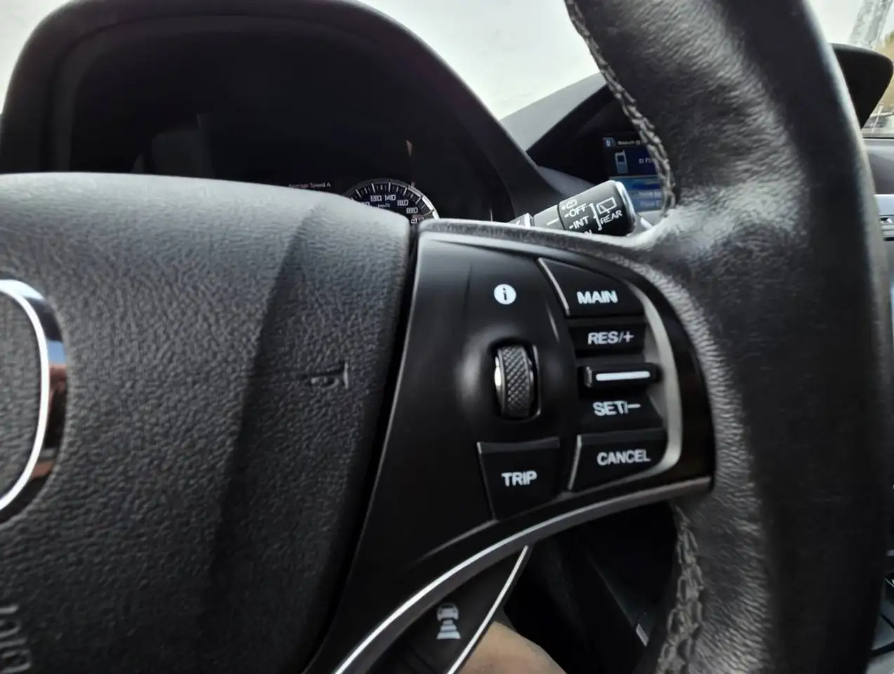 Acura MDX снимка Acura MDX