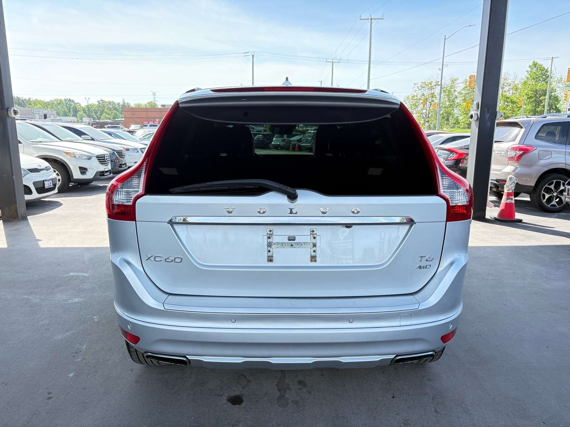 2015 Volvo XC60 AWD T6 Premier Plus I NAV. BACK UP CAMERA I CERTIF alt 5