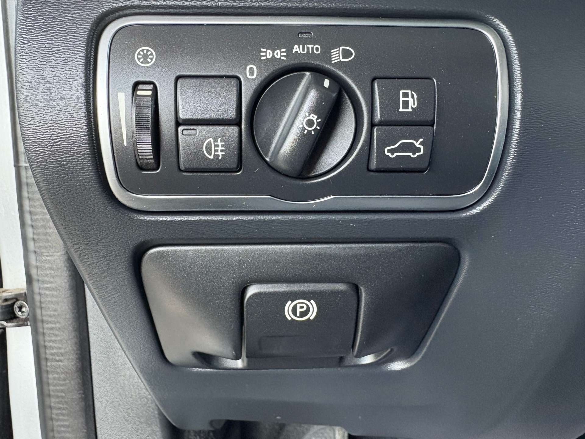 2015 Volvo XC60 AWD T6 Premier Plus I NAV. BACK UP CAMERA I CERTIF thumb 22