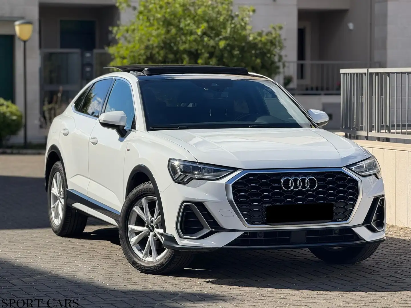 Audi Q3 SPORTBACK 35 2.0 TDI 150 CV S LINE,TETTO,FULL Bianco - 1