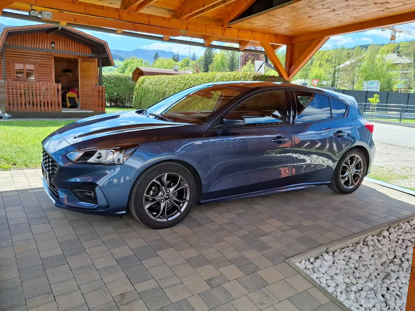 Ford Focus ST Line Blau - 1