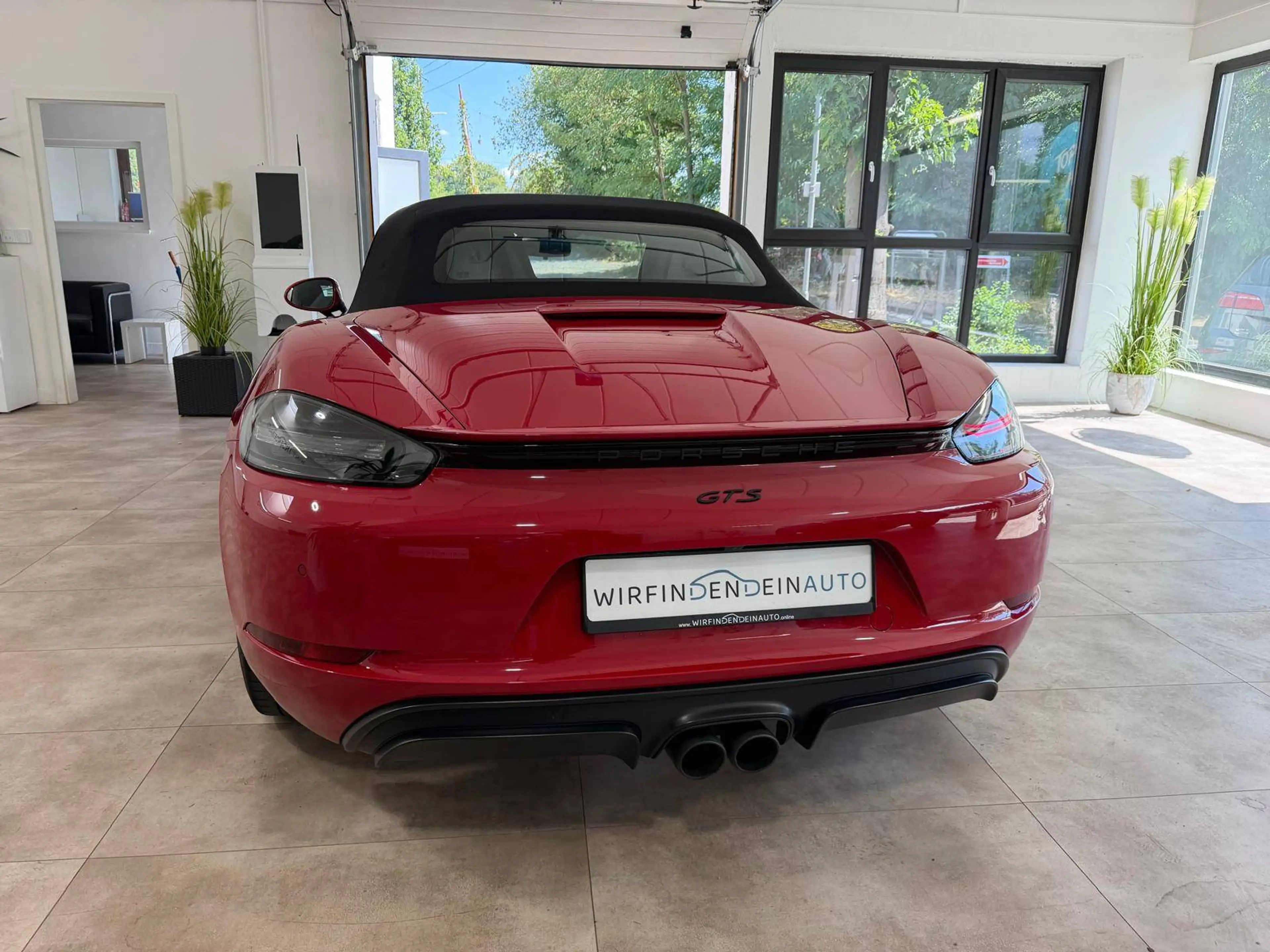 Porsche 718 GTS — photo 8