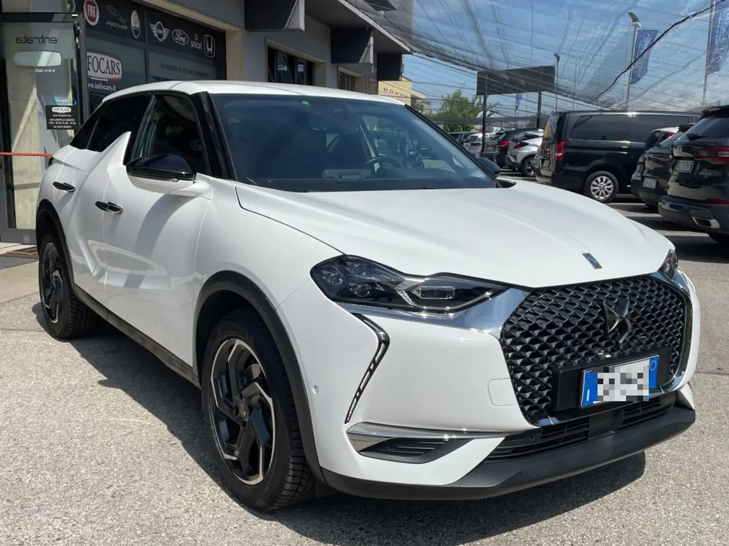 DS Automobiles DS 3 Crossback BlueHDi 130 aut. Grand Chic PROMO Bianco - 1