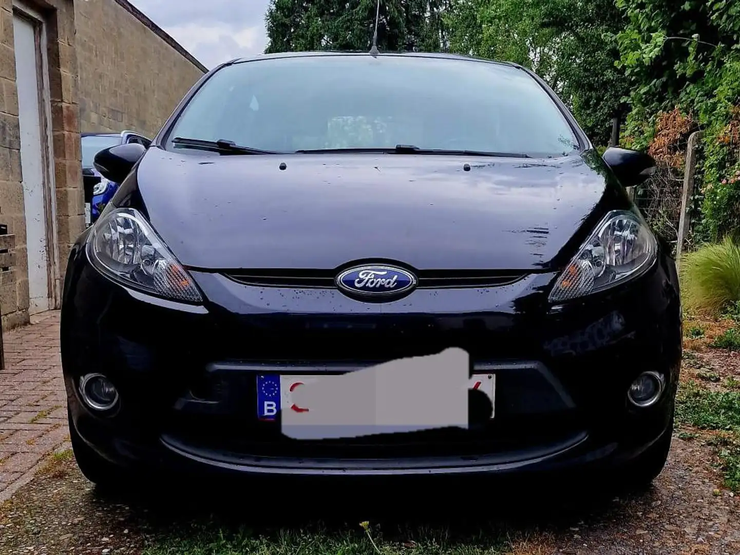 Ford Fiesta 1.4i 16v Focus Ghia Noir - 1