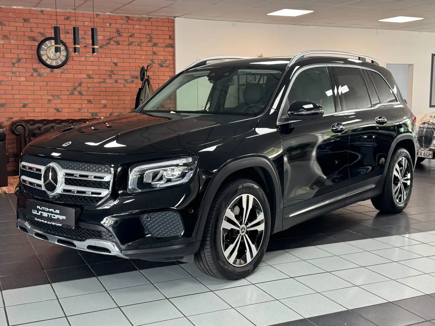 Mercedes-Benz GLB 220 d Progressive AHK/CAM/STHZ/LEDER/LED/ Noir - 1