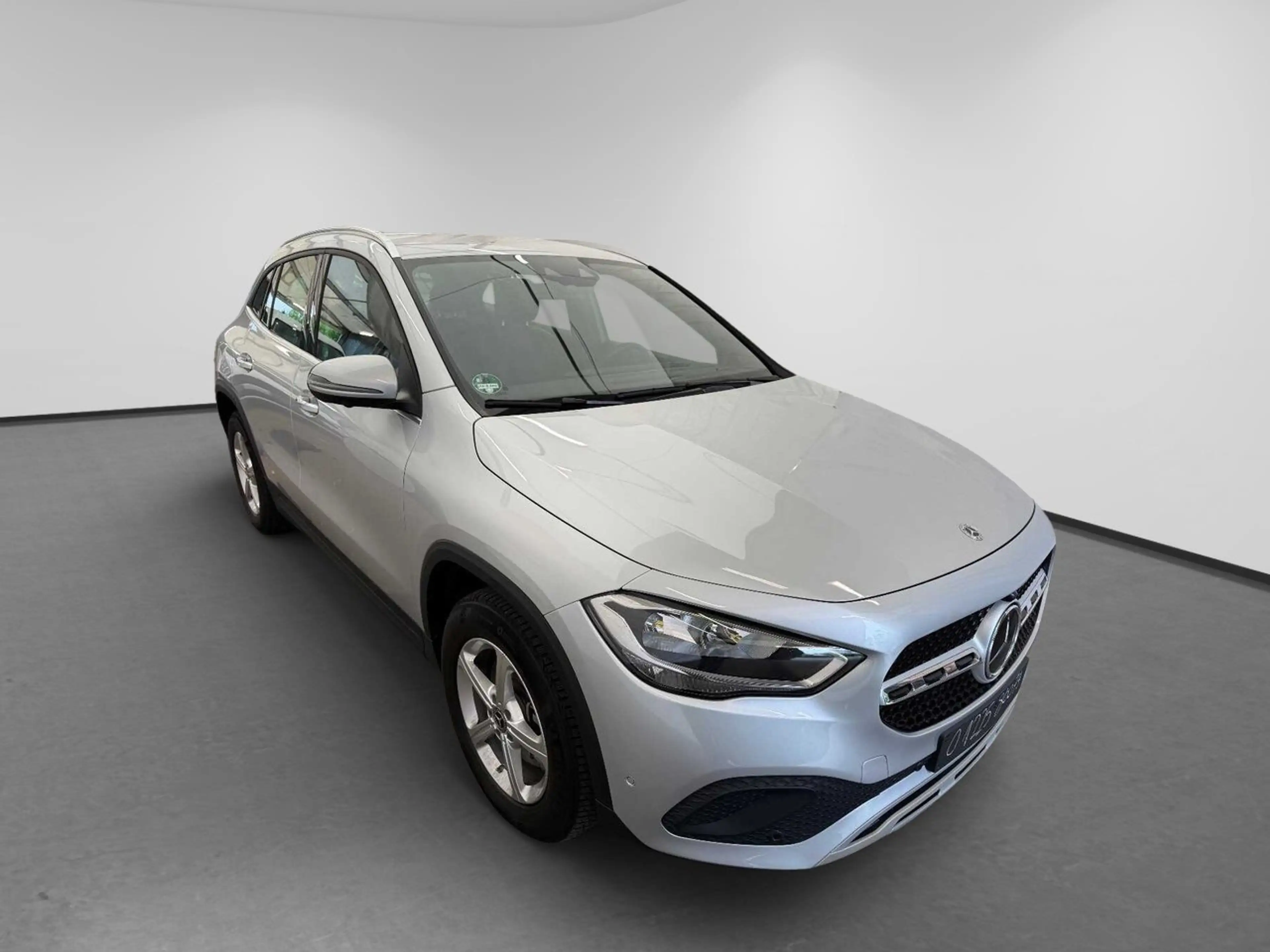 Mercedes-Benz GLA 220 d Style 360° AHK StHz ACC BLIS Key Lane — photo 6