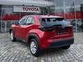 Toyota Yaris Cross 1.5 E FWD Comfort junger Gebrauchter Rot - thumbnail 3