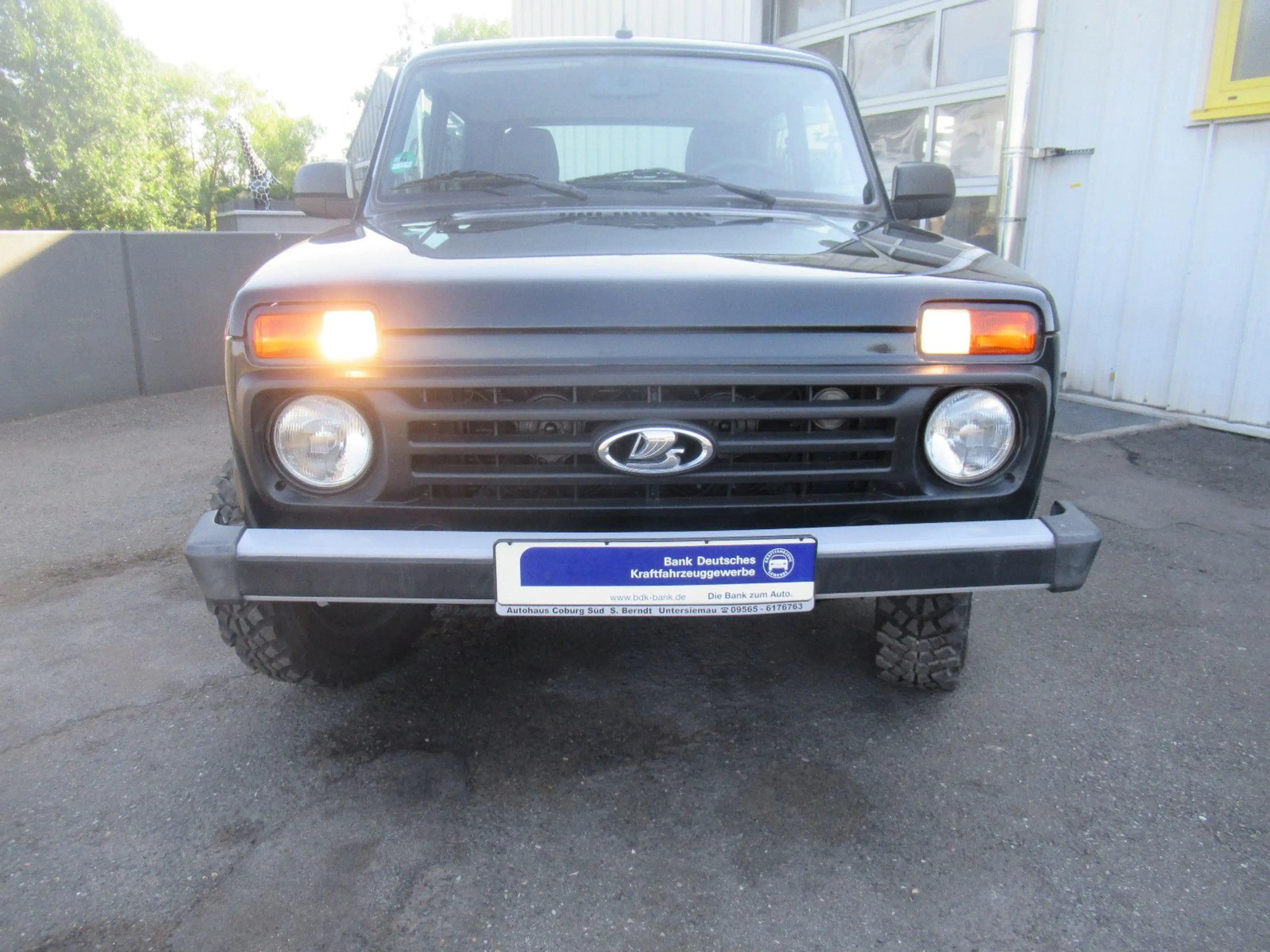 Lada Niva 4x4 AHK SOUND SYSTEM v. VERTRAGSHÄNDLER — photo 2